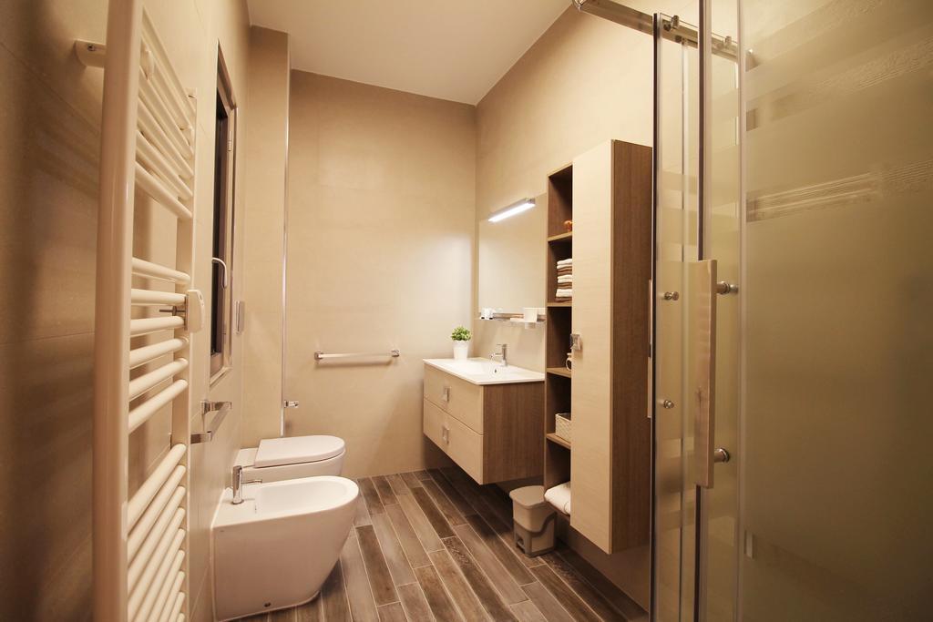 Eur Bright Spacious Terraced Apartment With Private Parking Only For Small Cars Roma Dış mekan fotoğraf